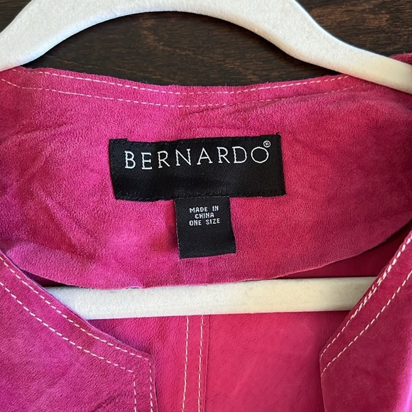 Bernardo suede poncho OS EUC - Picture 5 of 11